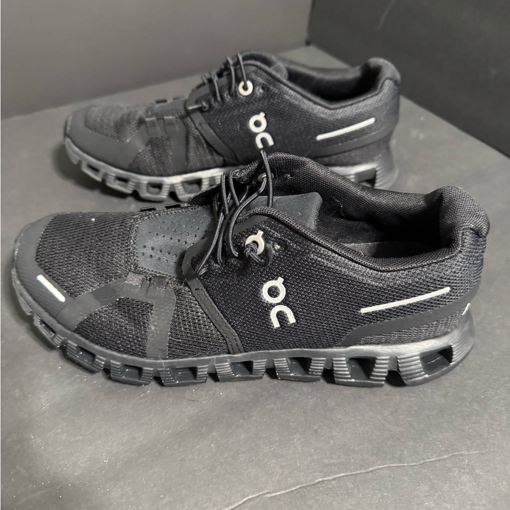 Women’s On Clouds Black - Picture 4 of 4